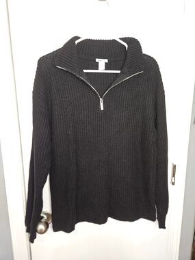 Rue21 Black V-Neck Half-Zip Pullover Sweater Fold Over Collar